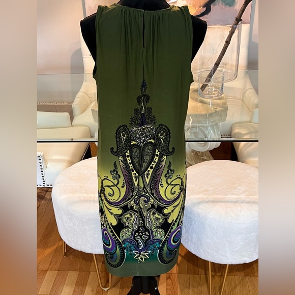 Olive green printed knee length dress - size L - Picture 2 of 2